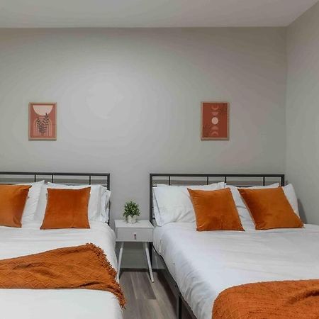뉴어크 Pumpkin Premise By Airport, 5 Beds, Sleeps 8, Book 7 Days, Get 20 Percent Off 아파트 외부 사진