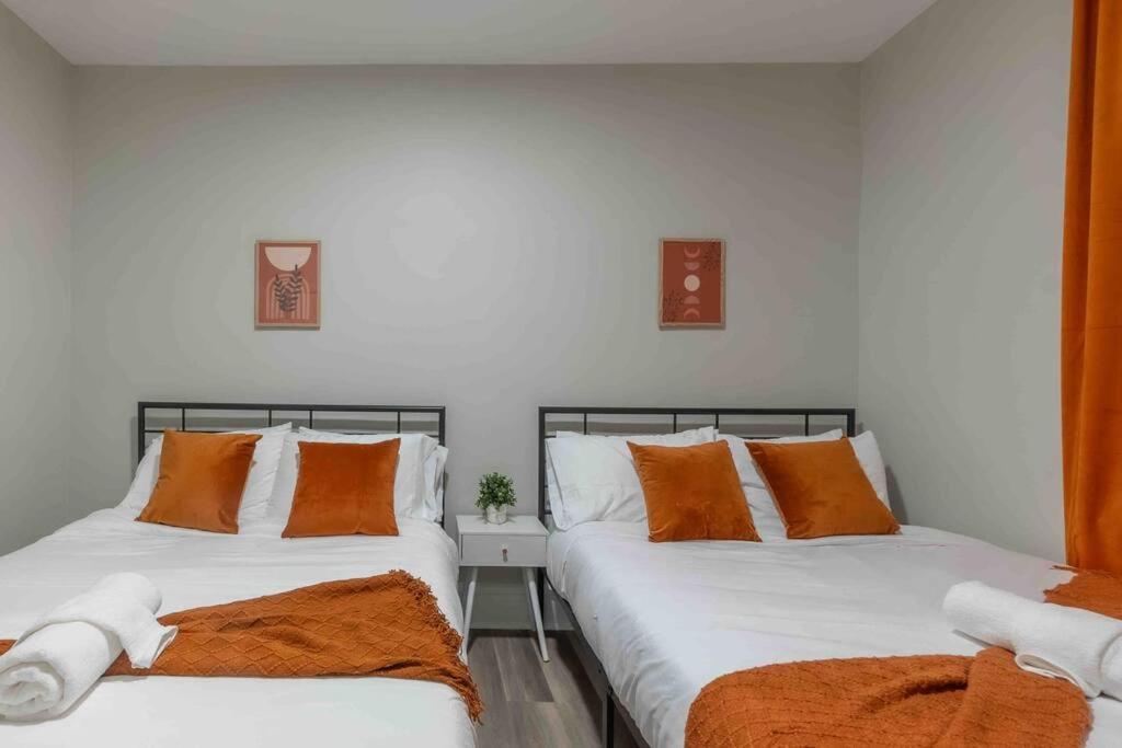 뉴어크 Pumpkin Premise By Airport, 5 Beds, Sleeps 8, Book 7 Days, Get 20 Percent Off 아파트 외부 사진