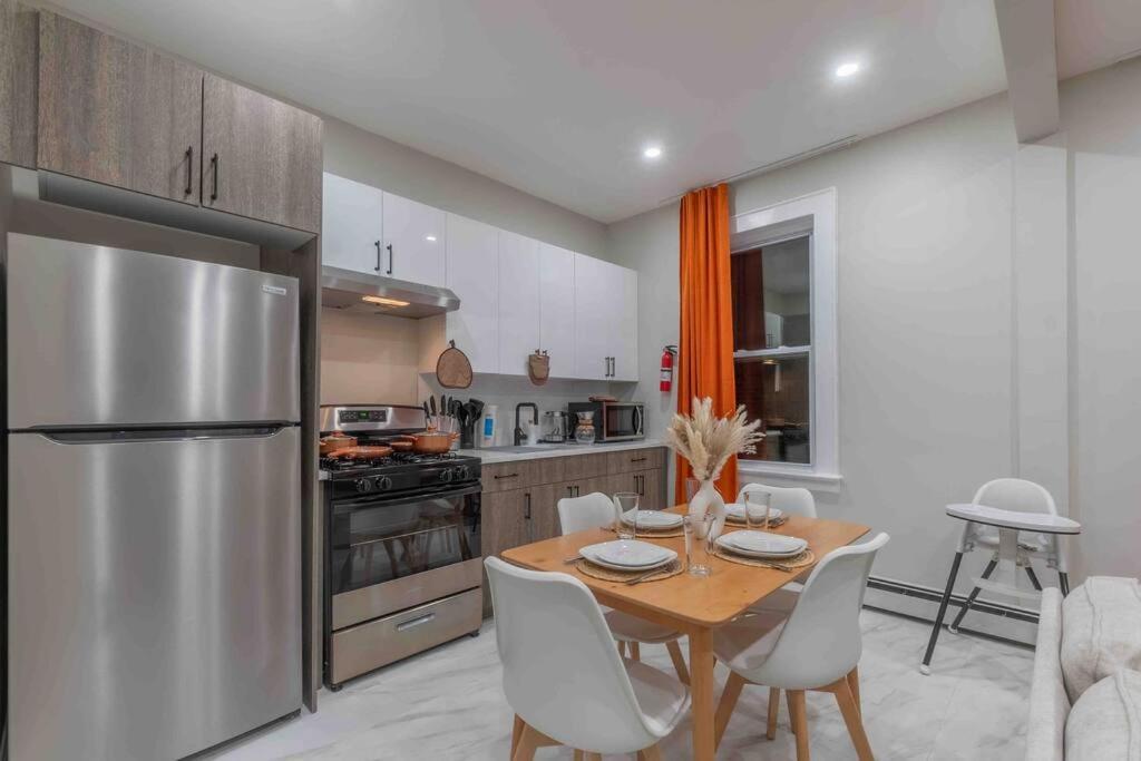 뉴어크 Pumpkin Premise By Airport, 5 Beds, Sleeps 8, Book 7 Days, Get 20 Percent Off 아파트 외부 사진