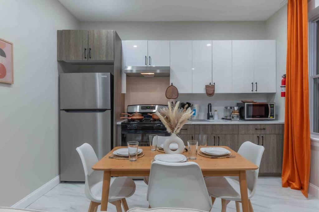 뉴어크 Pumpkin Premise By Airport, 5 Beds, Sleeps 8, Book 7 Days, Get 20 Percent Off 아파트 외부 사진