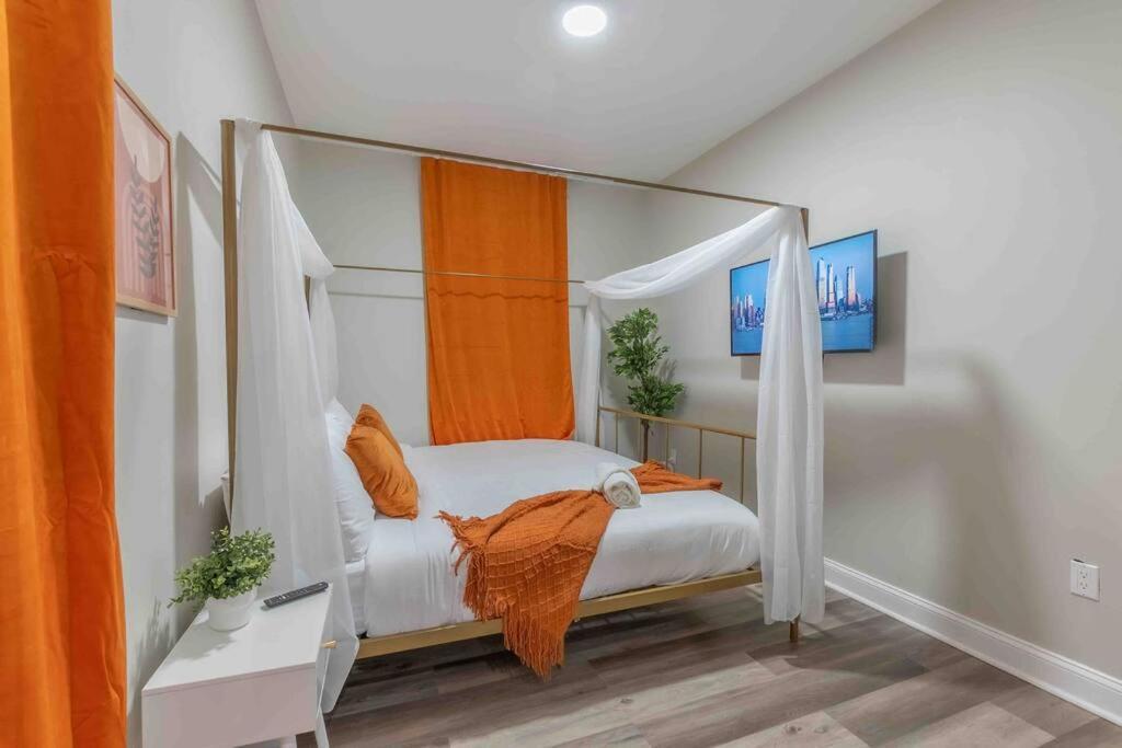 뉴어크 Pumpkin Premise By Airport, 5 Beds, Sleeps 8, Book 7 Days, Get 20 Percent Off 아파트 외부 사진